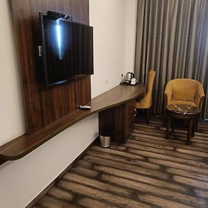 Premier King Suite
